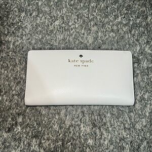 Kate Spade White Leather Wallet Minimalist Design